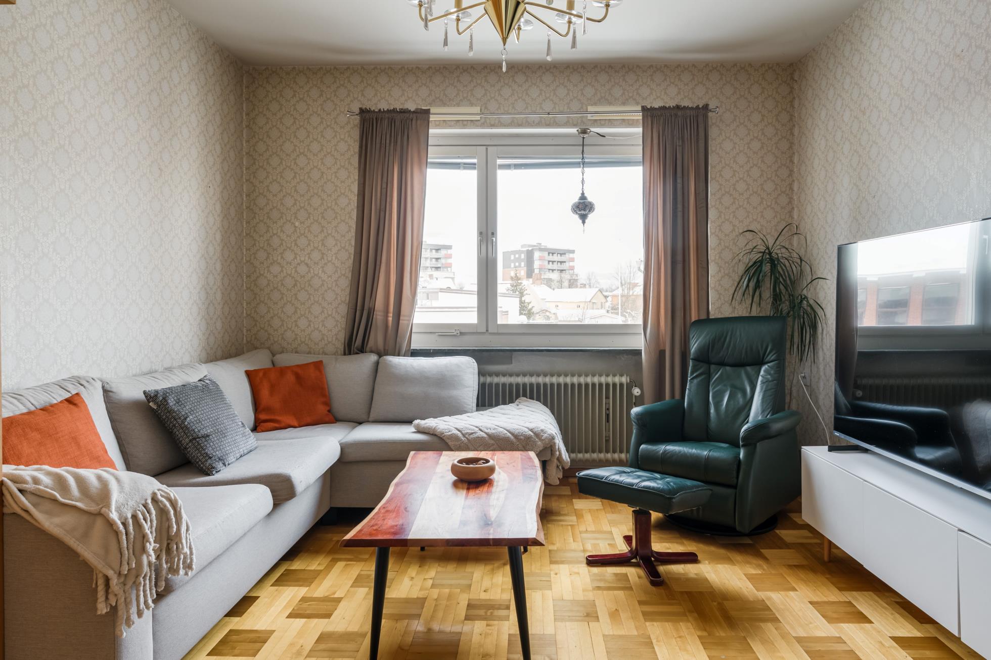 Charm, ljus och låg boendekostnad – allt i ett!