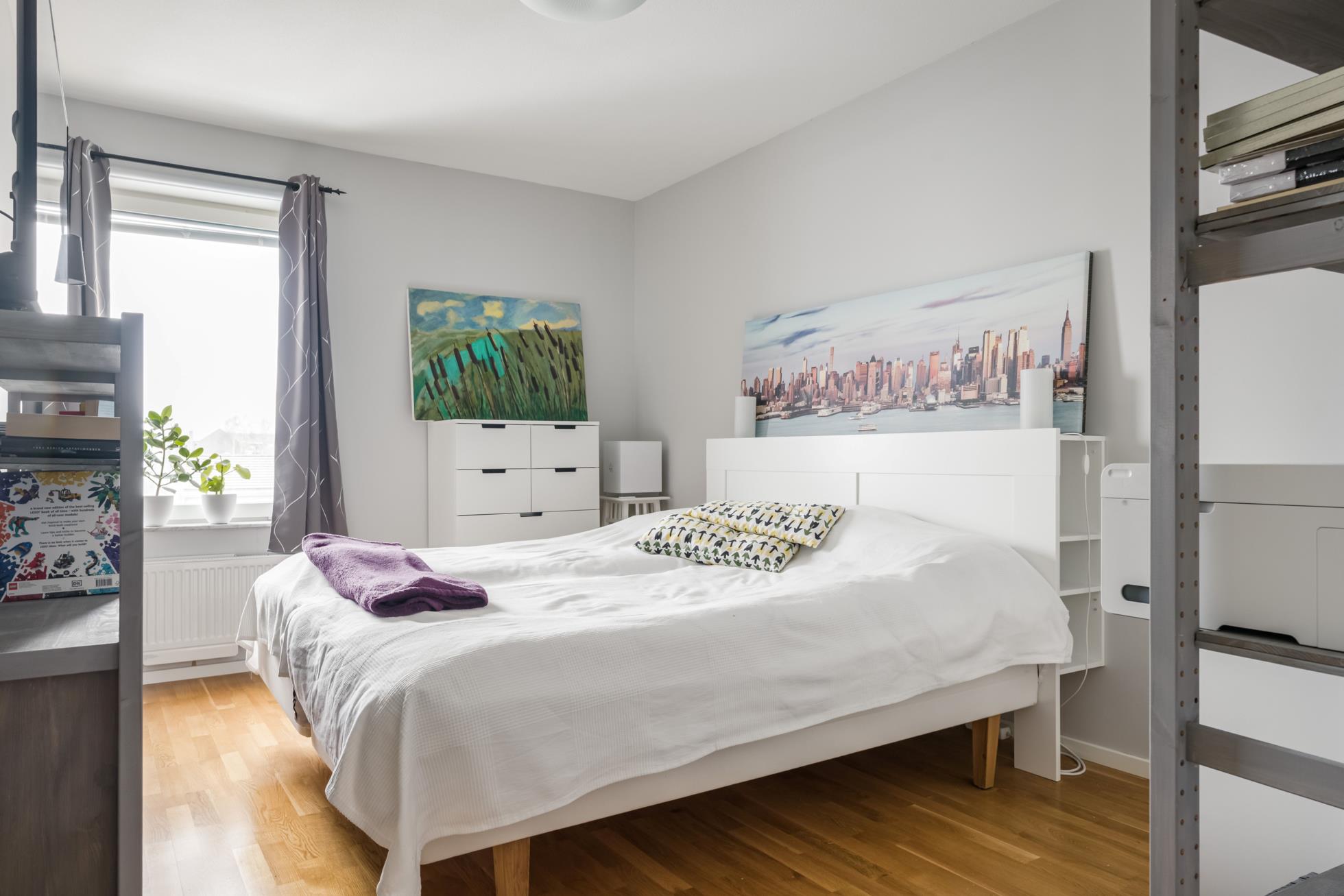 Rymlig 3:a med inglasad balkong och välskött förening!