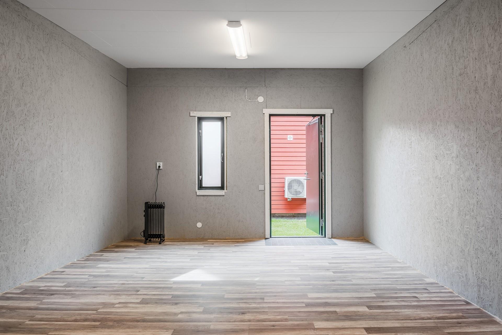 Totalrenoverat enplanshus i lantliga Tjusebotorp