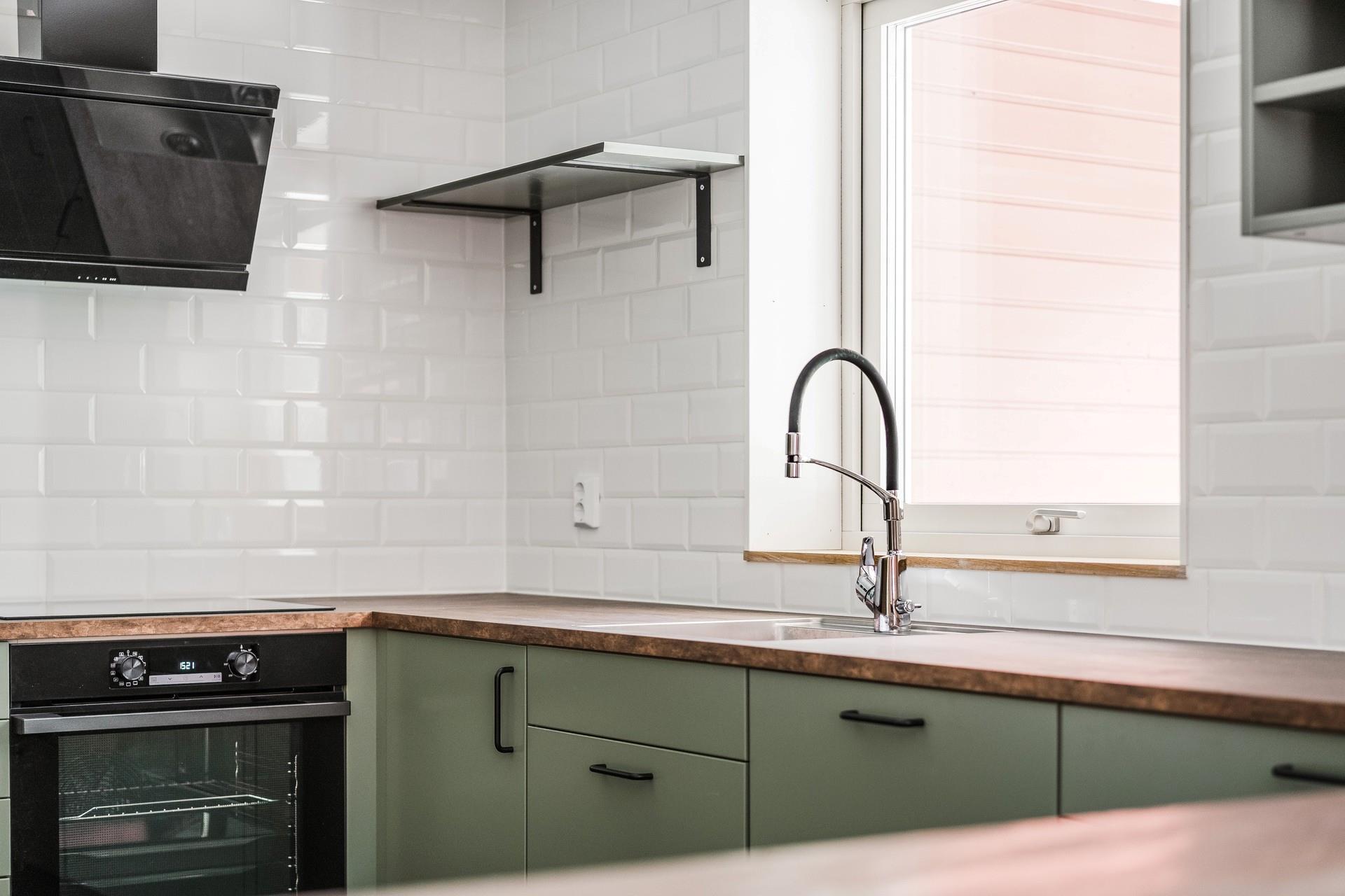 Totalrenoverat enplanshus i lantliga Tjusebotorp