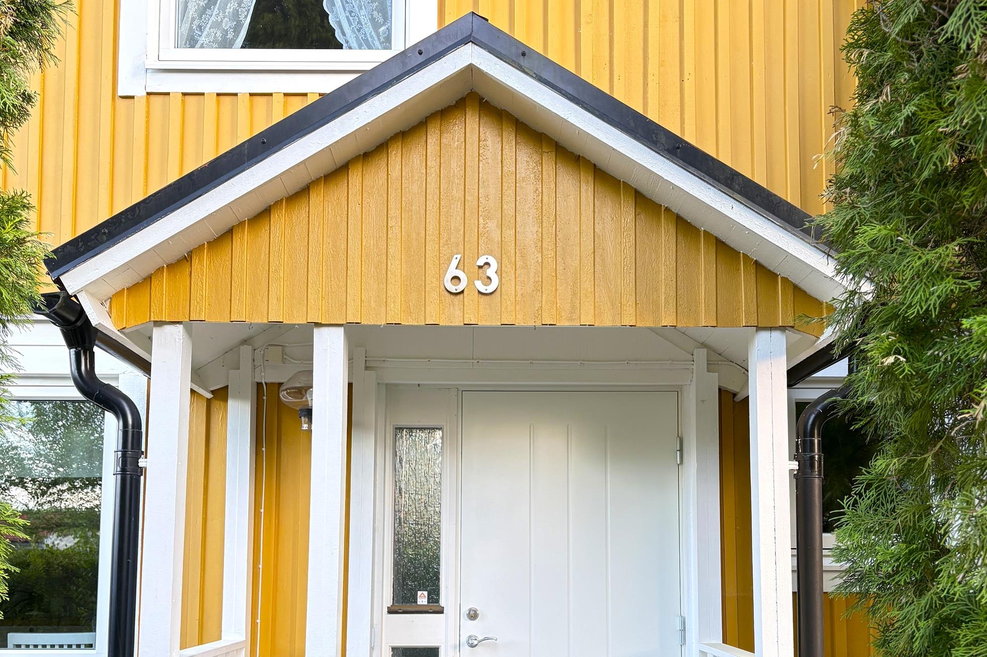 Fristående bostadsrättshus i naturnära läge!