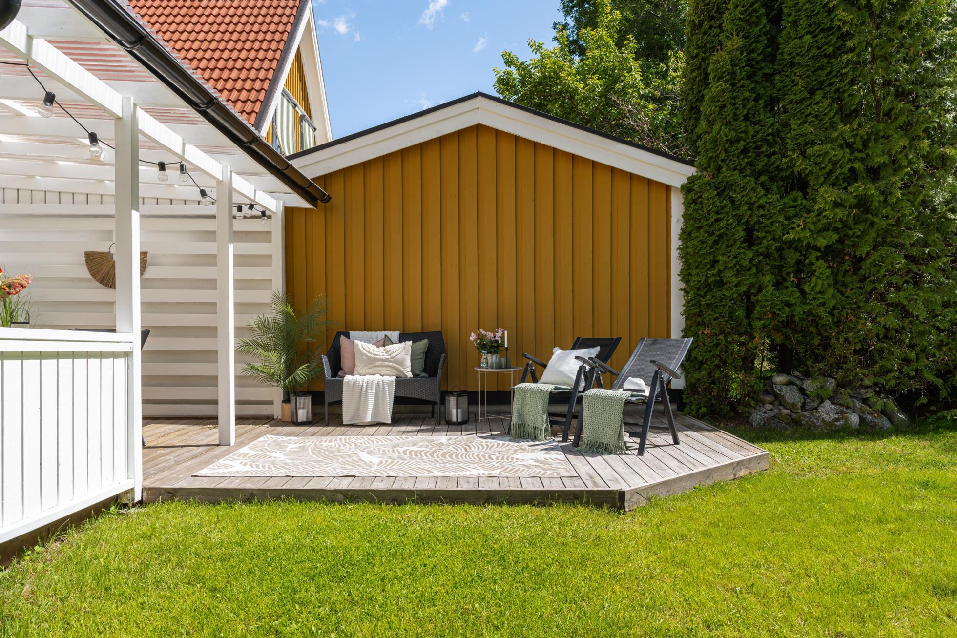 Fristående bostadsrättshus intill naturreservat!