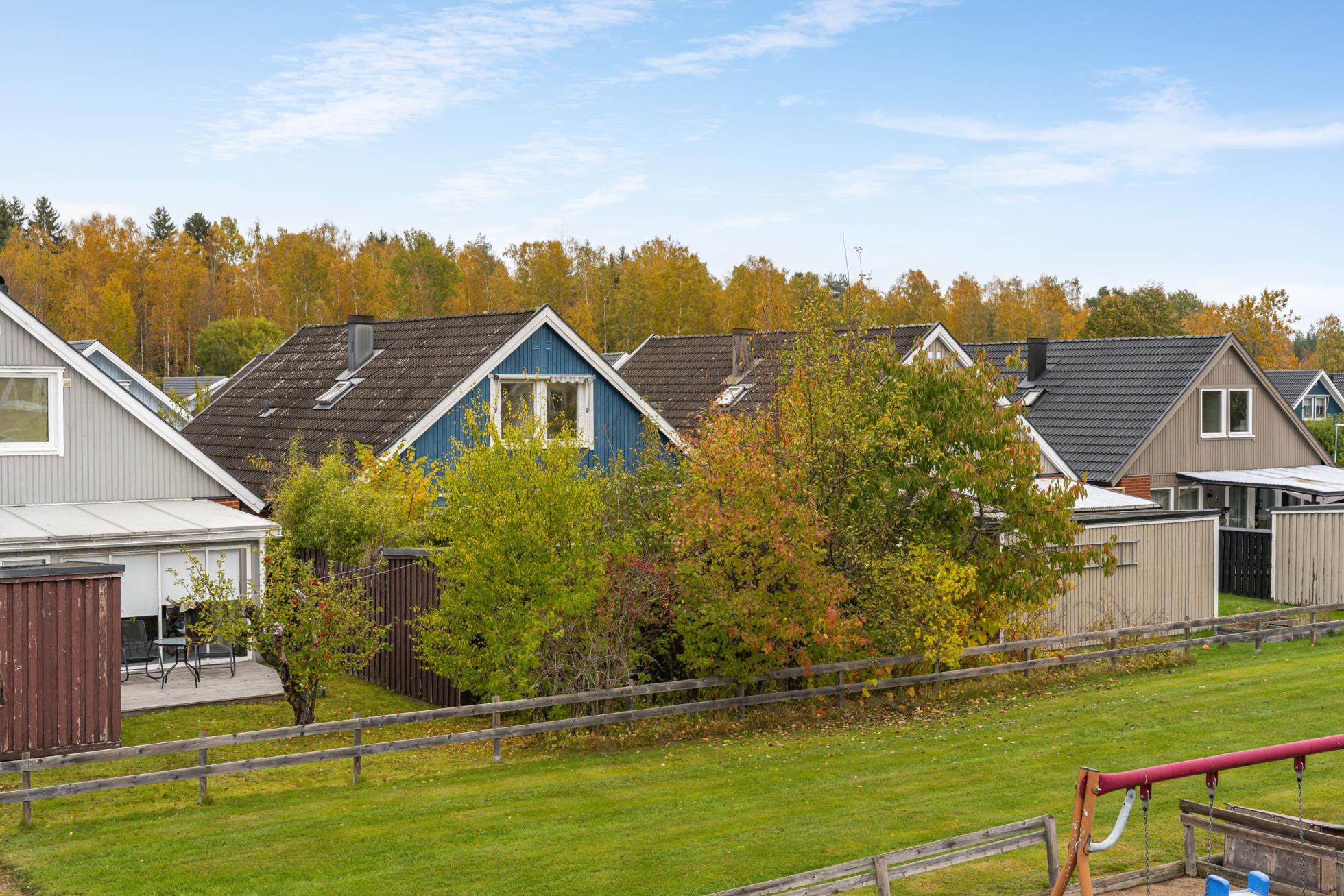 Rymlig 1,5-plansvilla med stor potential!